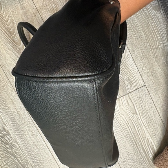 Mossimo Elegant Black and Cream Handbag - Picture 8 of 9